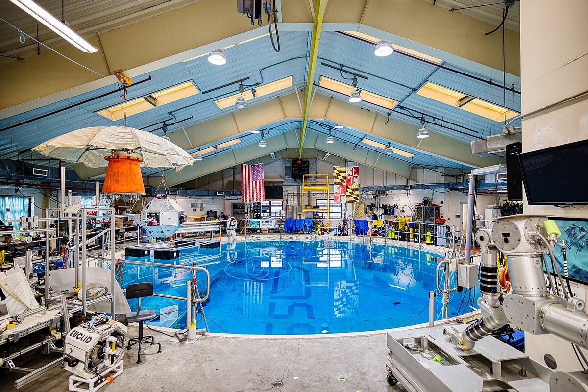 Neutral Bouyancy Tank at UMD